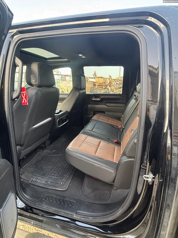 Chevrolet Silverado с пробегом, 2025, частная