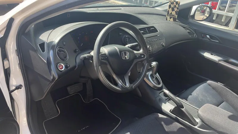 Honda Civic 2ème main, 2011, main privée