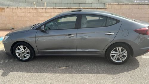 Hyundai Elantra, 2019, photo