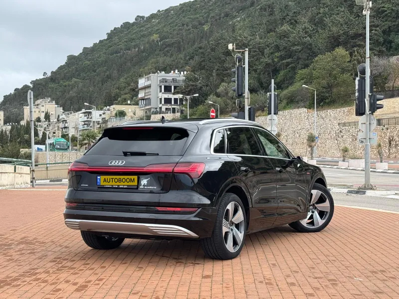 Audi Q8 e-tron 2nd hand, 2019, private
