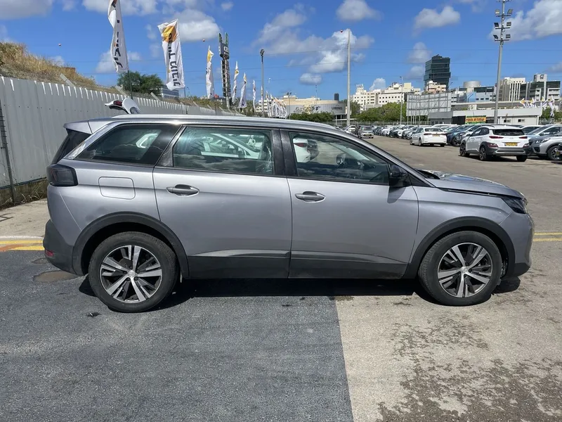 Peugeot 5008 2nd hand, 2022, private hand