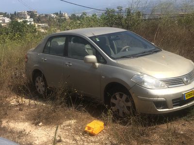 Nissan Tiida 2nd hand, 2009, private hand