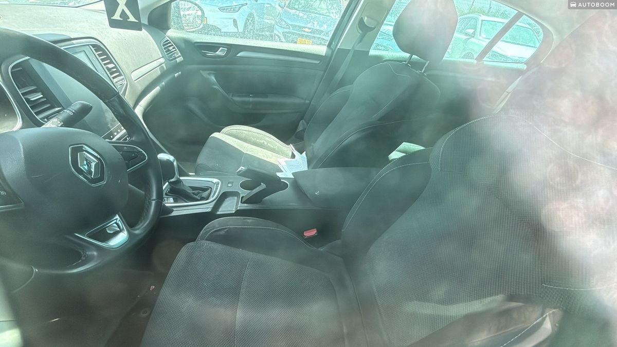 Renault Megane 2nd hand, 2022