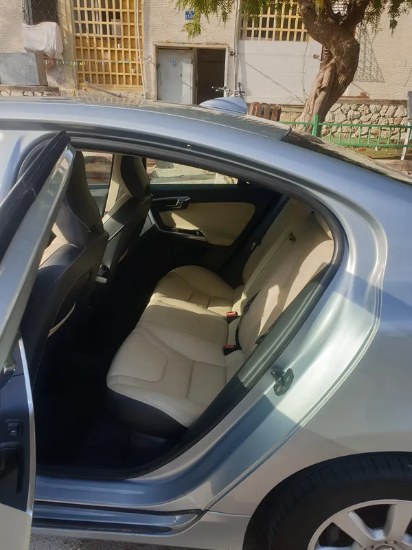 Volvo S60 2nd hand, 2013, private hand
