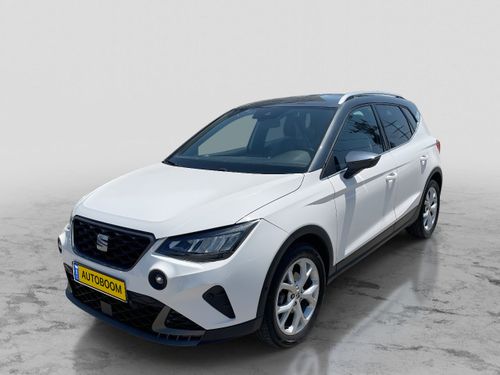 SEAT Arona, 2022, photo