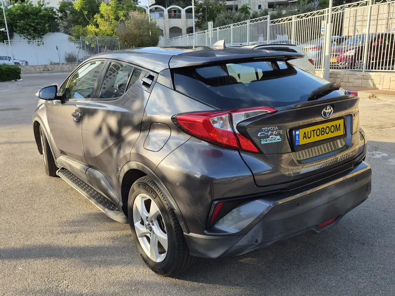 טויוטה C-HR יד 2 רכב, 2017, פרטי
