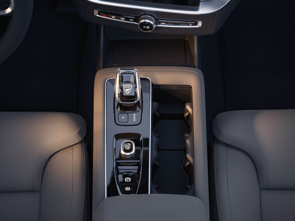וולוו XC90 ‏2024. קונסולת הילוכים מרכזית. רכב שטח 5 דלתות, 2 דור, שדרוג 2