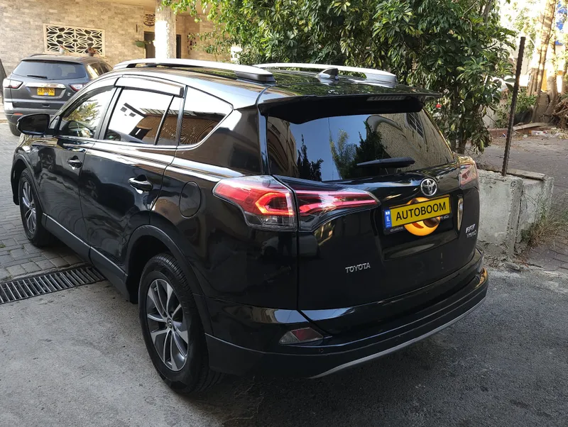 Toyota RAV4 2ème main, 2018, main privée