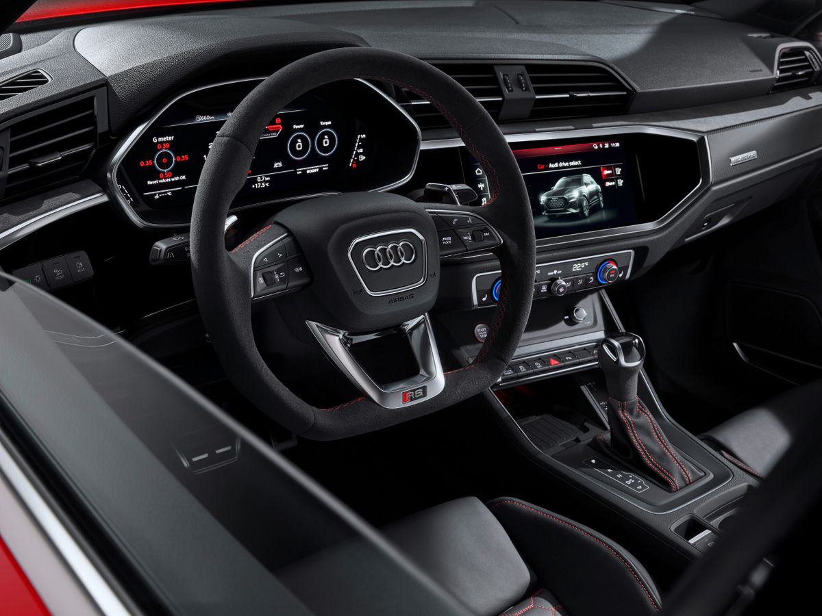 Audi RS Q3 2019. Dashboard. SUV 5-doors, 2 generation