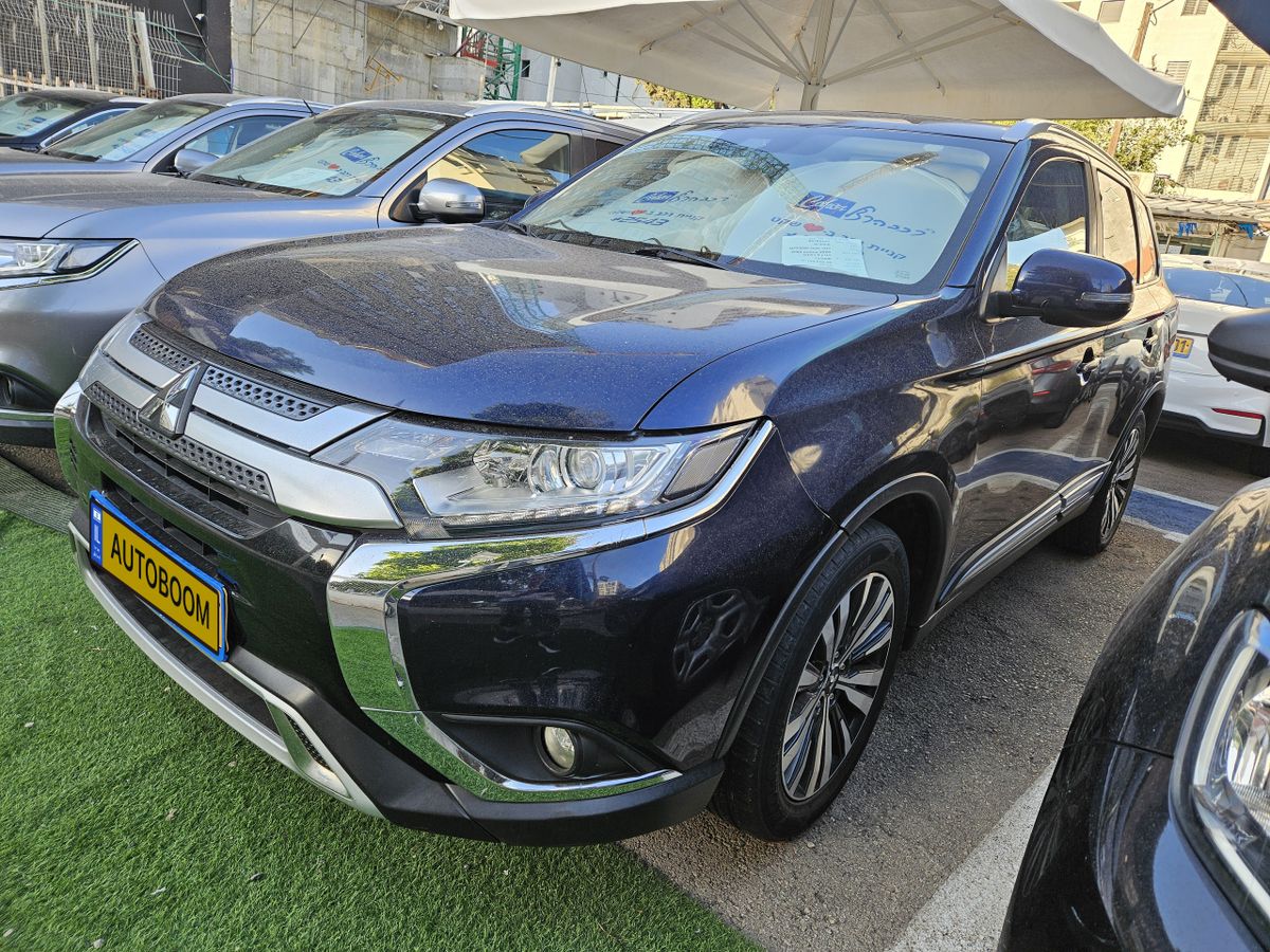 Mitsubishi Outlander 2ème main, 2020