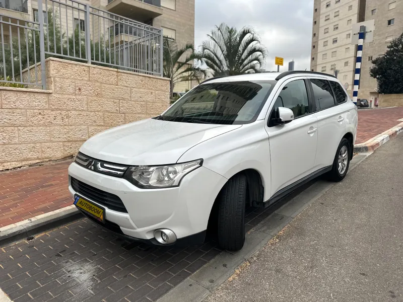 Mitsubishi Outlander с пробегом, 2014, частная рука