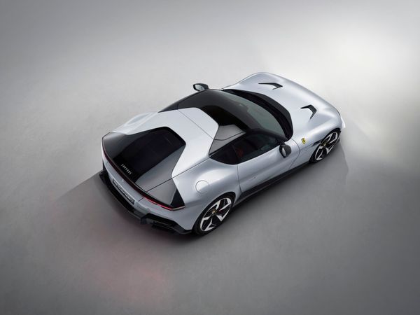 Ferrari 12Cilindri 2025. Bodywork, Exterior. Coupe, 1 generation