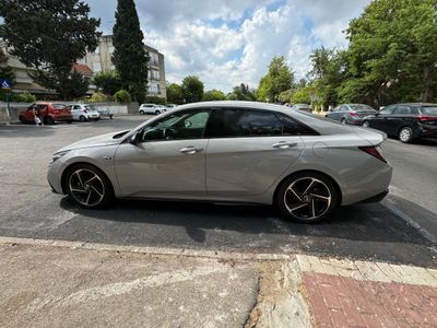 יונדאי אלנטרה יד 2 רכב, 2022, פרטי