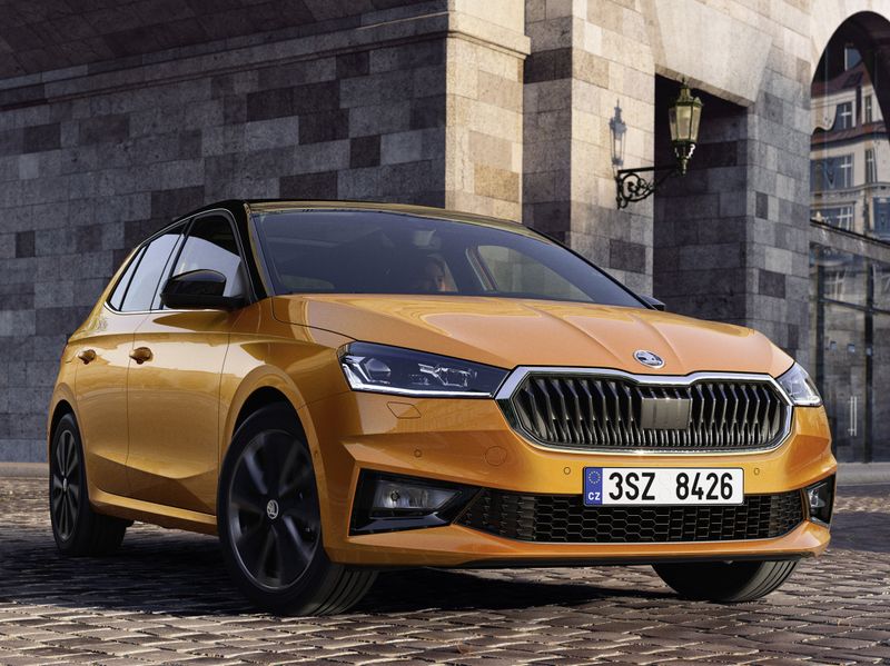 Skoda Fabia 2023 года - бензин. Технические характеристики, расход ...