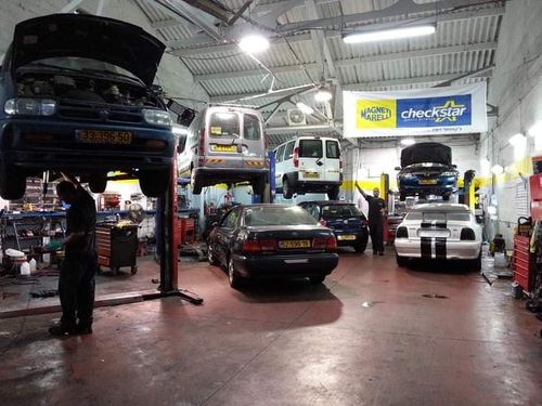 Garage Pinuk Ha-Rehev. صورة 3