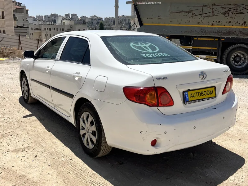 Toyota Corolla с пробегом, 2010
