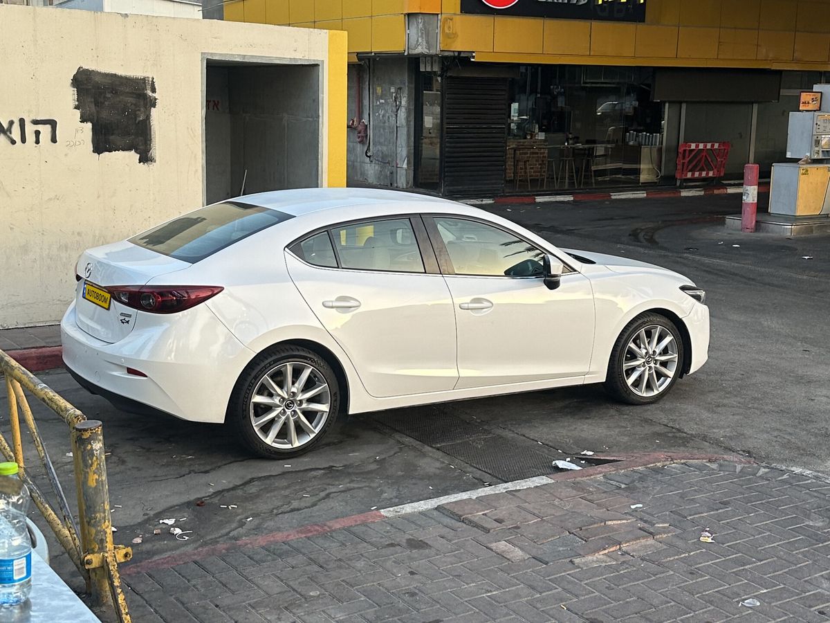 Mazda 3 2nd hand, 2018, private hand