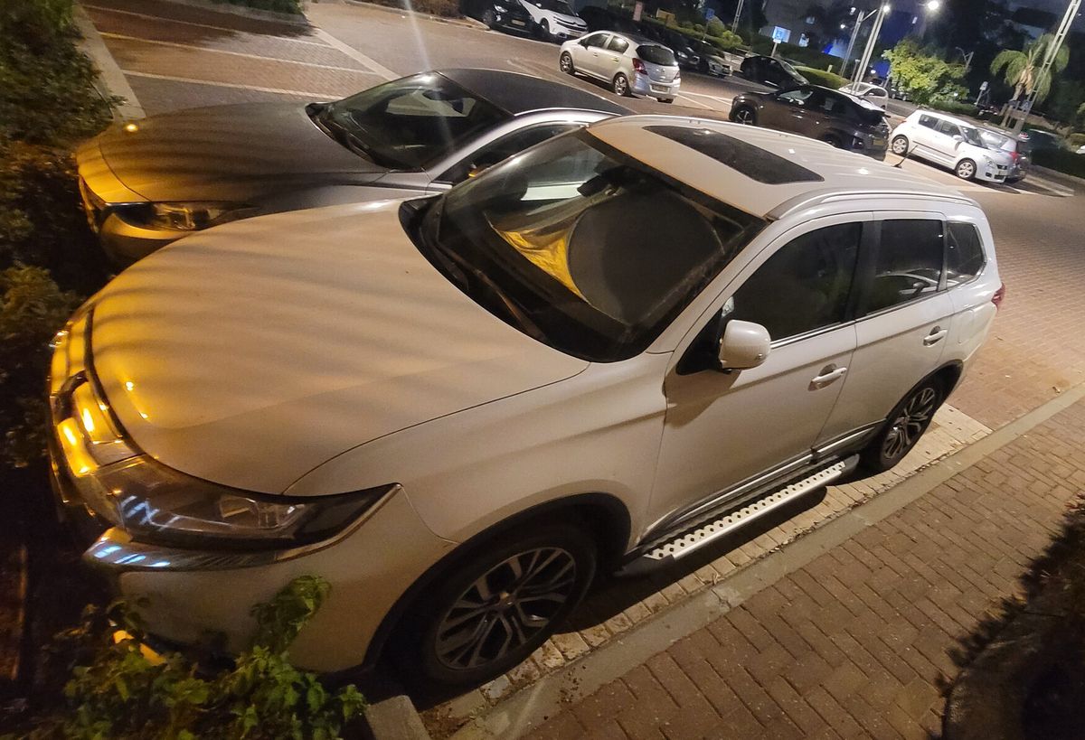 Mitsubishi Outlander 2nd hand, 2015, private hand