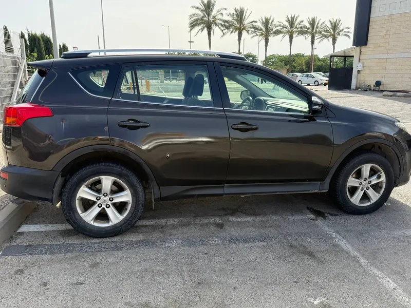 Toyota RAV4 2ème main, 2015, main privée