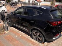 MG ZS 2nd hand, 2021, private