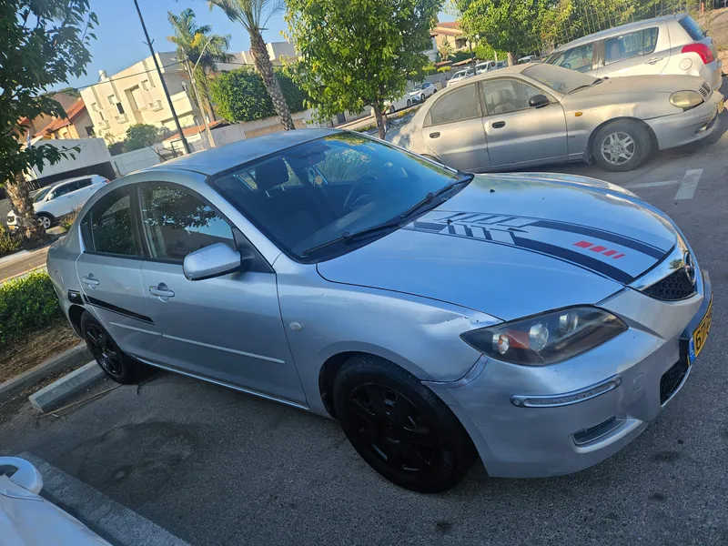 Mazda 3 2ème main, 2008