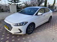 Hyundai Elantra 2nd hand, 2017, private
