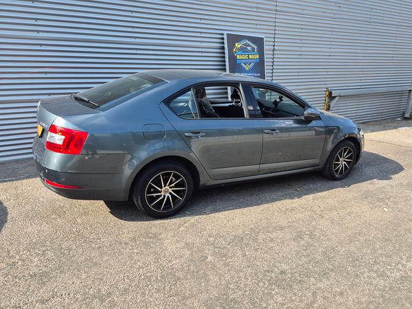 Škoda Octavia 2ème main, 2019, main privée