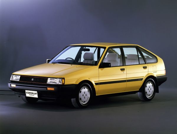 טויוטה קורולה ‏1983. מרכב, צורה. האצ'בק 5 דלתות, 5 דור