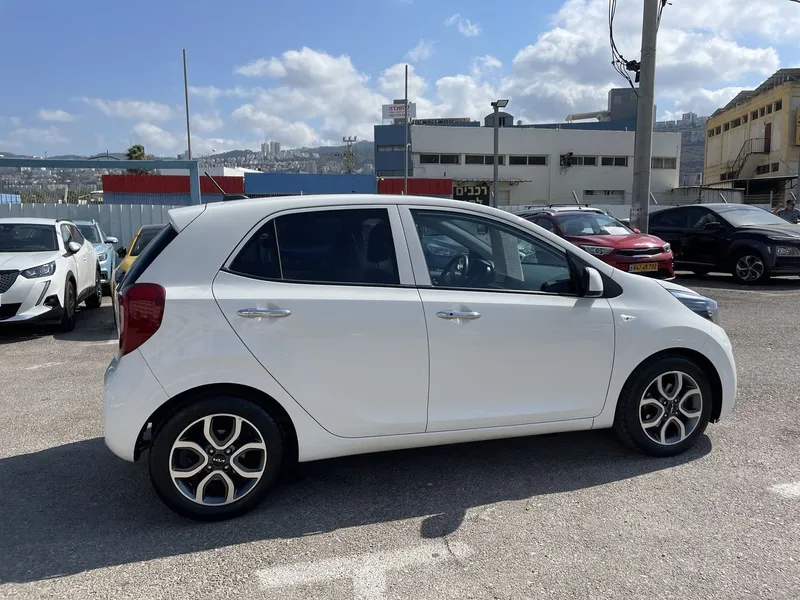 Kia Picanto 2nd hand, 2022, private hand