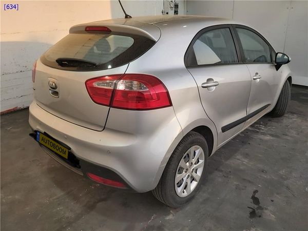 Kia Rio 2nd hand, 2013, private hand