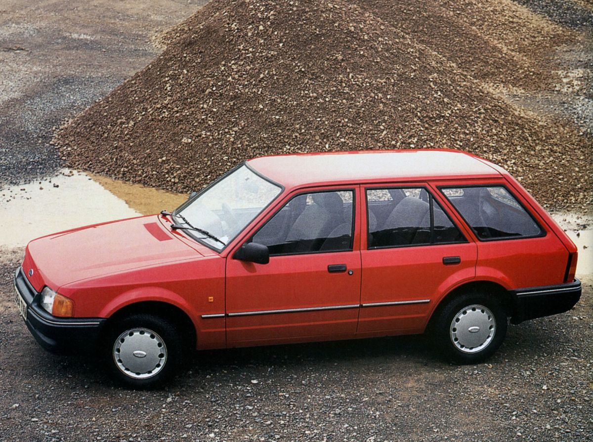 פורד אסקורט ‏1986. מרכב, צורה. סטיישן 5 דלתות, 4 דור
