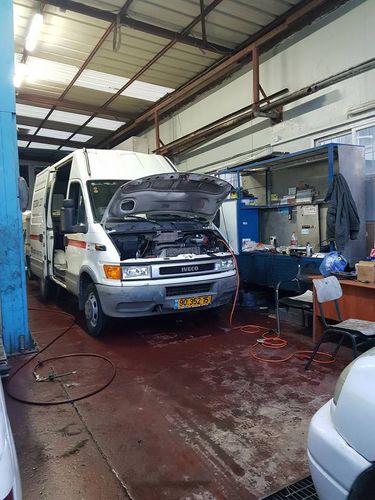 Garage Itzik Ben Shoshan. صورة 6
