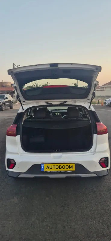 Kia Niro 2nd hand, 2021