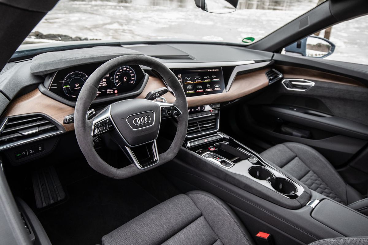 Audi e-tron GT 2021. Front seats. Sedan, 1 generation