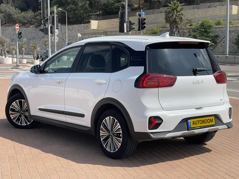 Kia Niro Plus с пробегом, 2022, частная рука