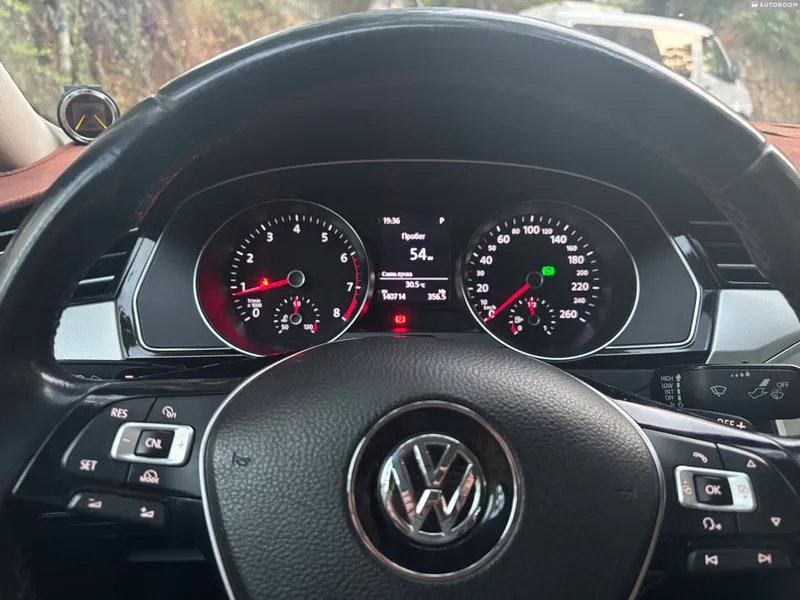 Volkswagen Passat 2nd hand, 2018, private