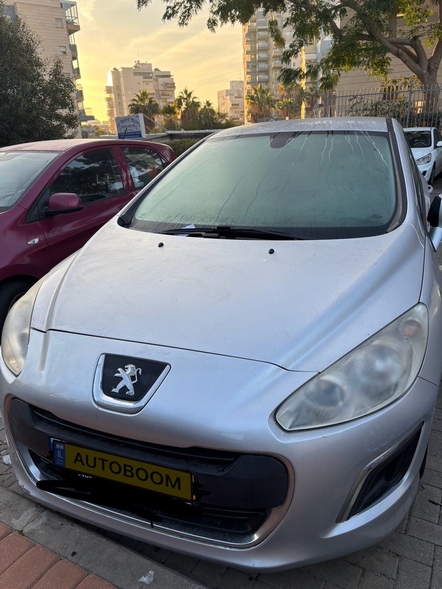 Peugeot 308 2nd hand, 2012, private hand