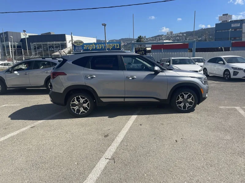 Kia Seltos 2nd hand, 2022, private hand