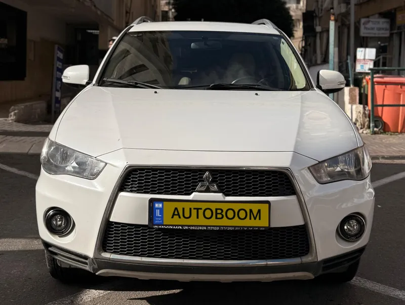 Mitsubishi Outlander 2ème main, 2011