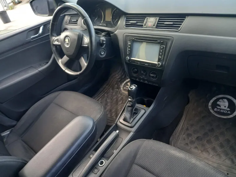 Škoda Rapid 2ème main, 2013