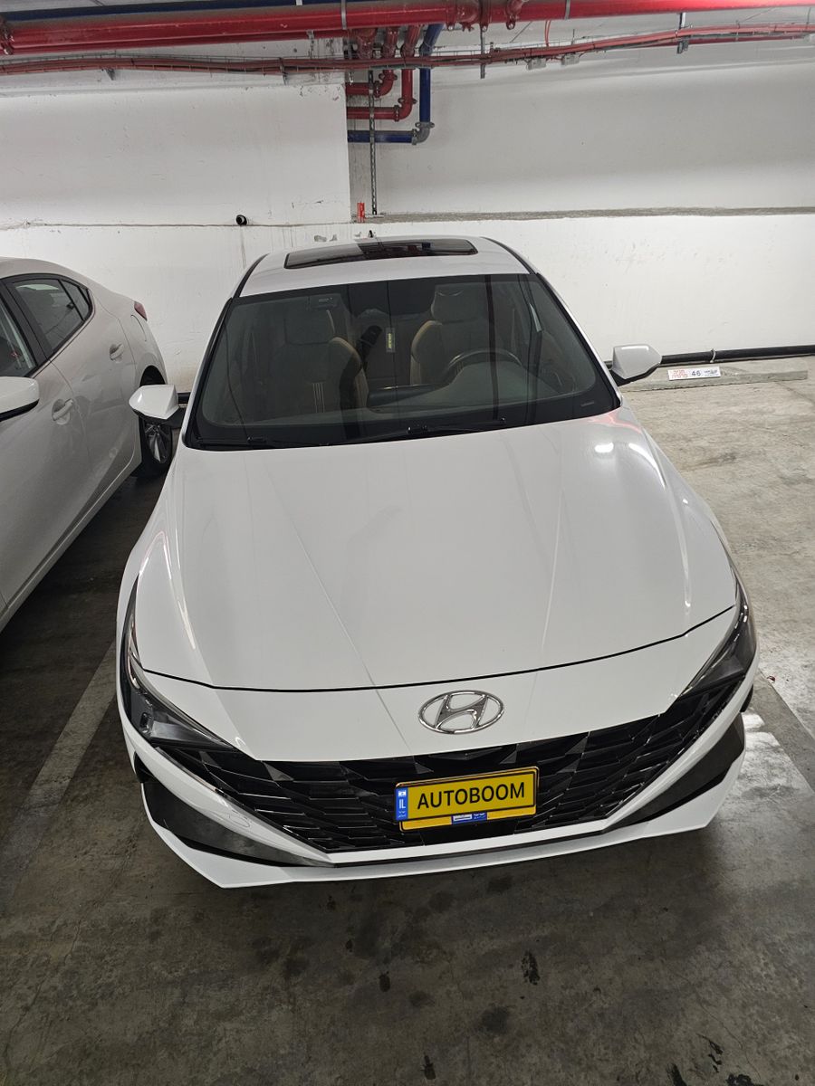 Hyundai Elantra 2ème main, 2022, main privée