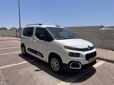 Citroen Berlingo 2nd hand, 2022, private hand