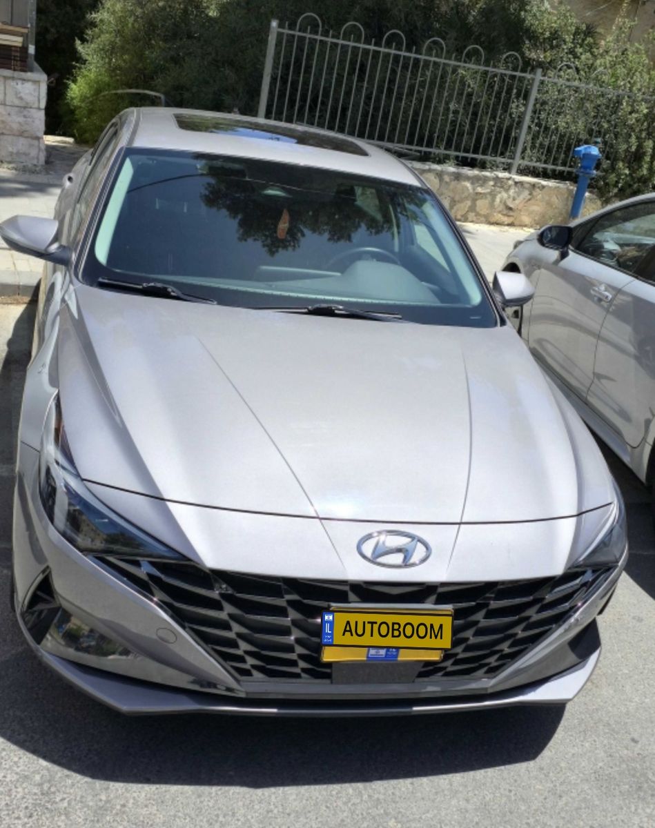 Hyundai Elantra 2ème main, 2022, main privée