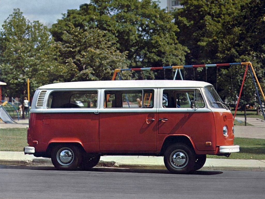 פולקסווגן טרנספורטר ‏1967. מרכב, צורה. מיניוואן, 2 דור