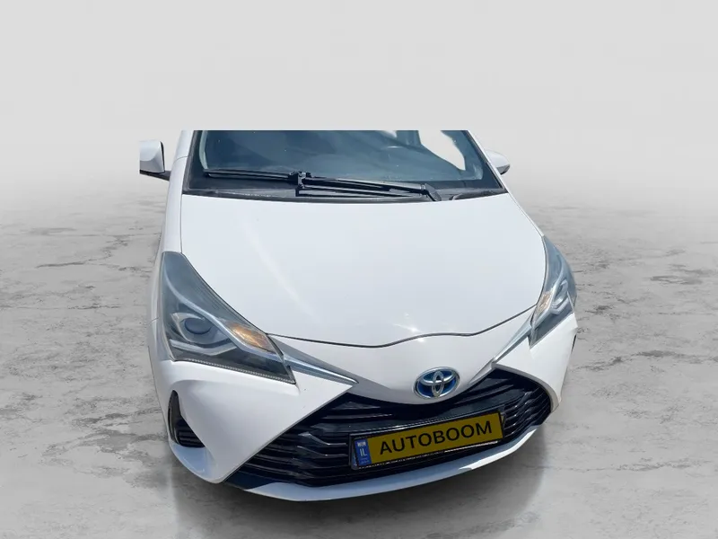 Toyota Yaris с пробегом, 2018