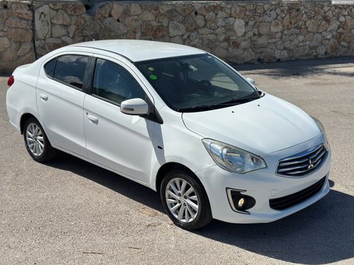 Mitsubishi Attrage, 2015, photo