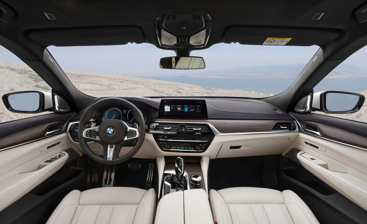 BMW 6 series 2017. Siéges avants. Liftback, 4 génération
