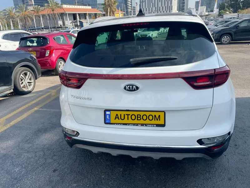 Kia Sportage с пробегом, 2021