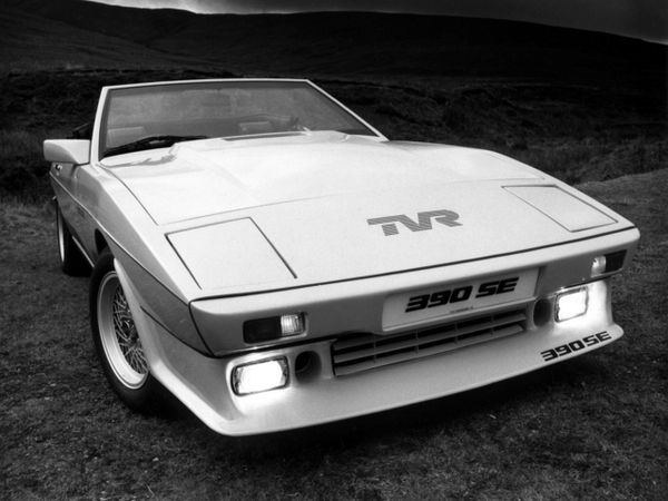 تي في آر 390 1984. الهيكل، المظهر الخارجي. رودستر, 1 الجيل