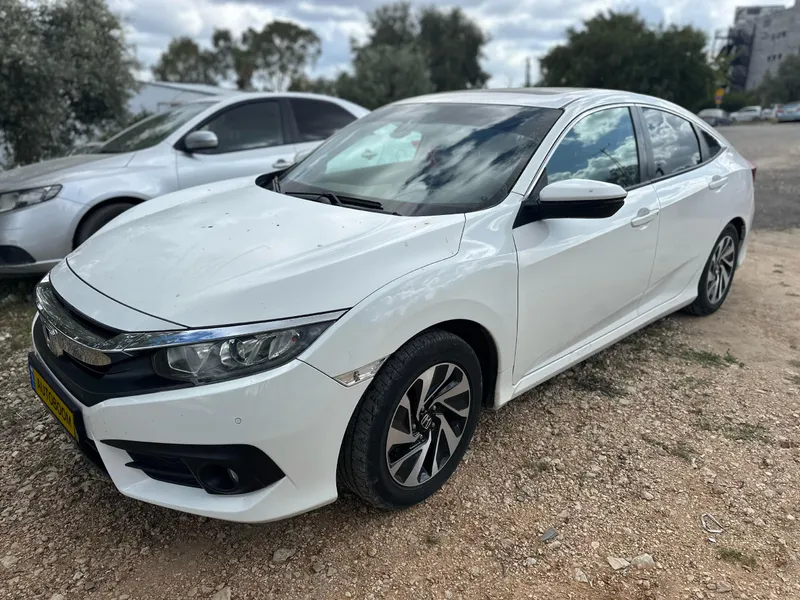Honda Civic 2nd hand, 2018, private hand